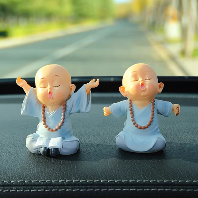 2022 Xe Mới Kung Fu Nhà Sư Vật Trang Trí Xe Ô Tô Cao Cấp Sáng Tạo Internet Người Nổi Tiếng Trang Trí Nội Thất Xe Hơi Tiếp Liệu Daquan Nam nước hoa cho xe ô tô nước hoa để xe ô tô