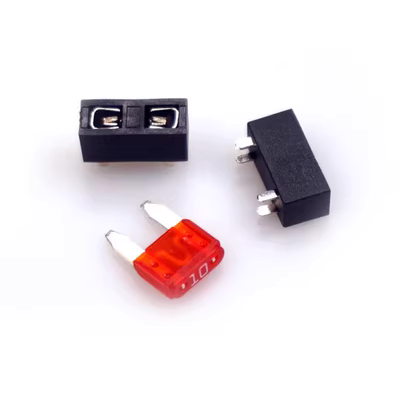 Bảng mạch vuốt ô tô khóa mảnh ghép platform pcb pcb bảng mạch trực tiếp chèn nhỏ cầu chì ống cầu chì 2a