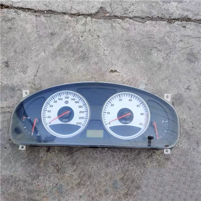 Thích hợp cho Trung Quốc Junjie Zunchi FRF FSV lắp ráp dụng cụ kết hợp ban đầu bảng điều khiển phụ tùng xe hơi đã tháo dỡ ban đầu táp lô xe ô tô