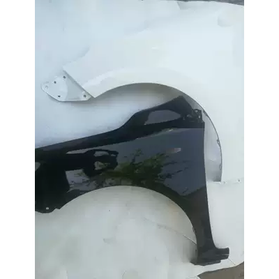 Áp dụng 03-18 Toyota Corolla Front Leaf Bảng điều khiển bảng sơn nướng Lá phụ kiện tràng hoa gioăng cửa gỗ gạt mưa heyner