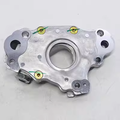 Chiếc xe ban đầu Wuling Zhengbaojun 730/560 LJ479Q Bơm dầu động cơ 1.8 Khối động cơ Front Block máy bơm dầu