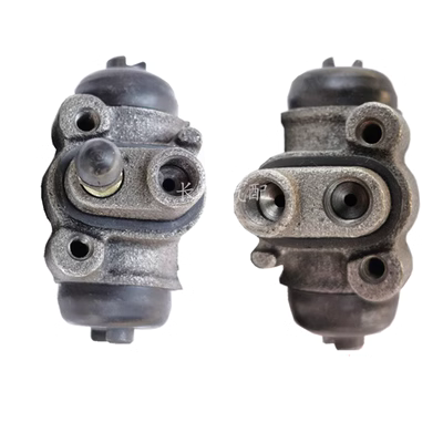 Thích ứng với bơm phụ phanh sau Dongfeng Xiaokang K07 K17 phụ kiện V27C37C35K01K02V21C32 thế hệ thứ hai má phanh trước má phanh i10