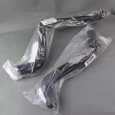 két nhớt Baojun 730 560 530 loạt két nước tản nhiệt mạng lưới đầu vào ống đầu ra đường ống lên và xuống đường ống nước ban đầu nhà máy két nước lớn nuoc lam mat xe oto