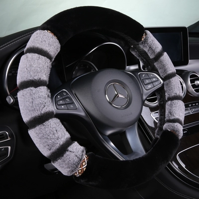 bọc vô lăng da thật khâu tay Xe mùa đông sang trọng bọc vô lăng Volkswagen mới Passat Golf 7 Jialu Lingdulang dòng Magotan polo bọc vô lăng toyota cross vô lăng dcut