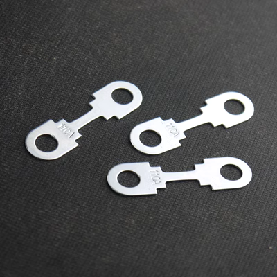 Mạch pin xe hơi Raylite cầu chì phẳng Cầu chì tám ký tự Cầu chì loại U FL-197 cầu chì panasonic tác dụng của cầu chì