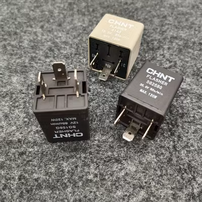 Thiết bị flash rơle tự động 12v24V ba -plug -in xe tải thông minh điện tử kép -flash sửa đổi đèn Universal cầu chi cầu chì bussmann