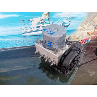 Thích hợp cho cụm bơm Geely Emgrand EC7ABS Bơm phanh bơm Geely Emgrand EC715 EC718ABS giá bơm abs giá bơm abs