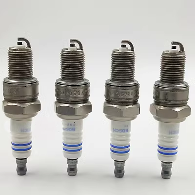Putison 99 Rookie 2000 Golkin Cup Changan Star Chevrolet La Chi Saou W7DC Bosch Bosch Skill Plug bugi bạch kim cho xe vios mô bin đánh lửa