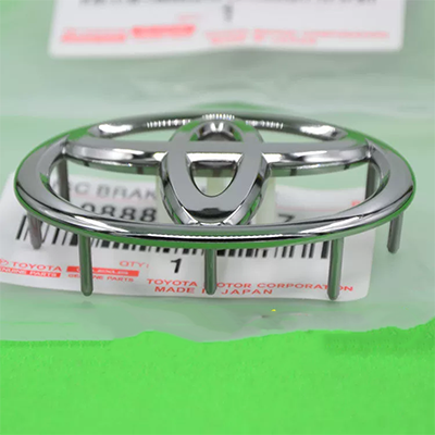 Áp dụng Toyota nhập khẩu Domineering Prado 2700 4000 10-18 Tay lái xe giá thầu Máy trang trí Logo logo các hãng xe ô tô lo go xe hoi