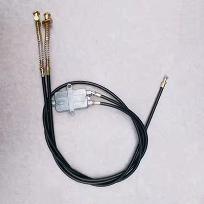 Xe ba bánh điện đường phanh xe ô tô người già khuyết tật một đường kéo tay phanh thứ hai một đường kéo hai đường phanh kéo tang trống xe ô tô cảm biến tốc độ bánh xe abs