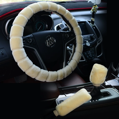 Bọc vô lăng ô tô mùa đông bao bọc ba mảnh sang trọng Cruze Volkswagen Sagitar Yinglangyi Buick Excelle bọc vô lăng fadil bọc vô lăng d cut