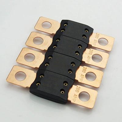 Bộ phim bảo hiểm xe hơi ô tô Thiết bị bảo hiểm pin Cao -năng lượng Bolt Bolt Bolt Bolt -type Bảo hiểm máy tính bảng công tắc ngắt mát ô tô công tắc ngắt mát ô tô