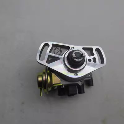 Mitsubishi Cheetah V31CFA6470 Đen King Kong Điện điện Retromes 4G64 Điện điện bộ chia điện trên xe ô tô