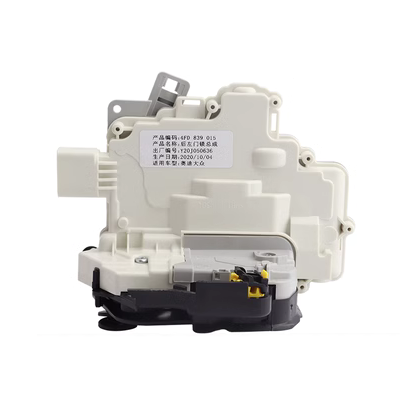 đế cầu chì Audi A6L A4L Q5Q3A5 Magotan Gate Lock Haorui Khóa cửa khóa tập hợp điều khiển trung tâm Khóa điều khiển trung tâm cầu chì điện cầu chì nhiệt