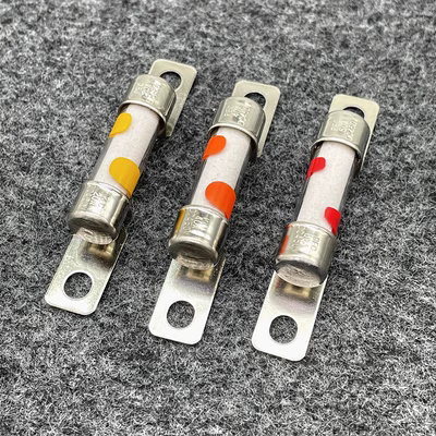 Nhập khẩu bảo hiểm xe điện thuần túy năng lượng mới 20A30A40A50A Xe điện cao 450V tác dụng của cầu chì cầu chì 30a