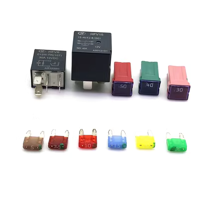dây cầu chì Xe hơi biến đổi hộp cầu chì car rơle hộp động cơ động cơ hộp bảo hiểm hộp cầu chì ghế cầu chì cầu chì sứ cau chì