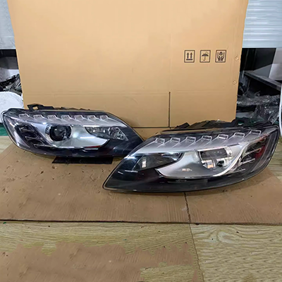 Weimar E5 Đèn ngoài Lights Lights Lights phía sau Taillights chuyển sang đèn phanh ánh sáng chống động dầu cầu và dầu hộp số dầu hộp số ô tô số sàn
