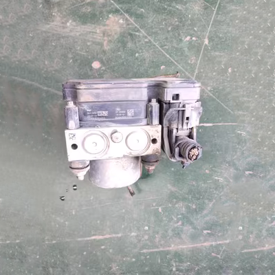 BAIC Xe năng lượng mới ex200.ex260.ex360.eu260.eu300.abs bơm phanh giá bơm abs bơm abs